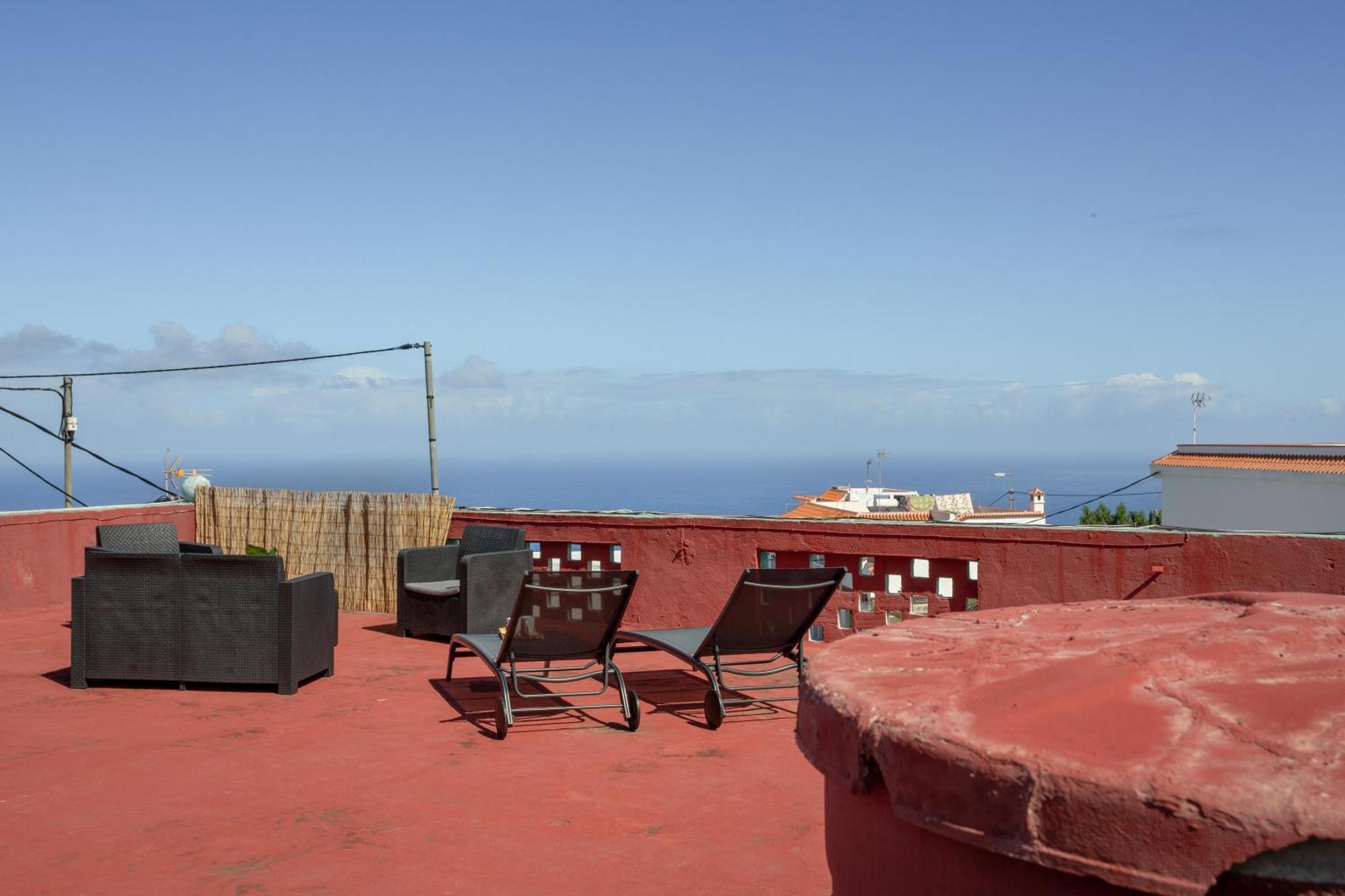 Un Jardin Al Mar Hotel Genovés Exterior photo